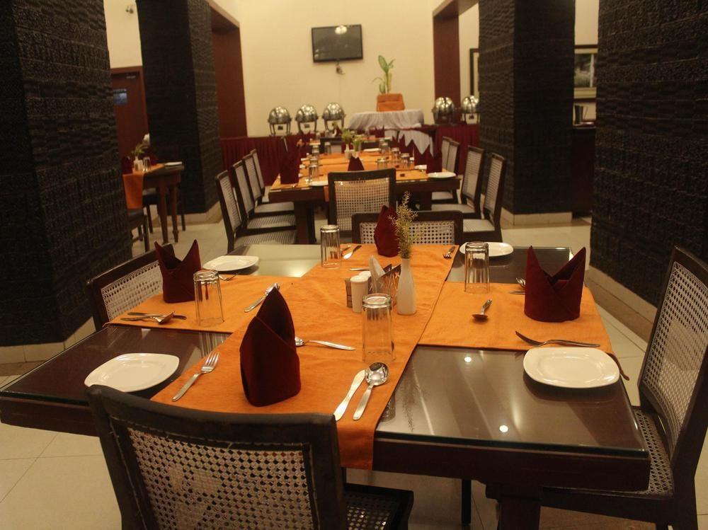 Chanakya Bnr Hotel Ranchi Exterior foto