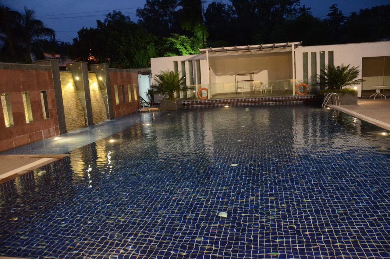 Chanakya Bnr Hotel Ranchi Exterior foto